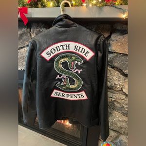 NWT- riverdale serpabts leather jacket